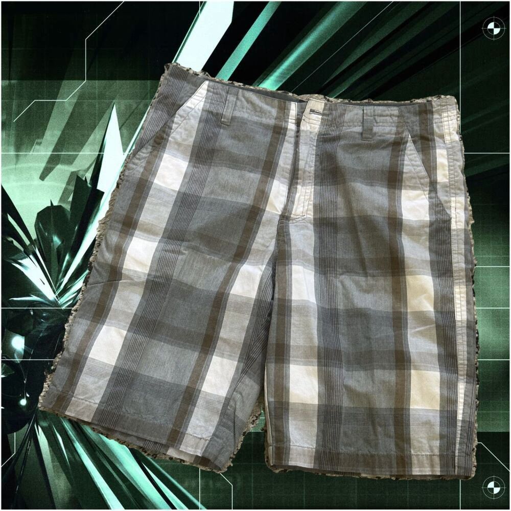 Gray Plaid Shorts - Y2K Vintage